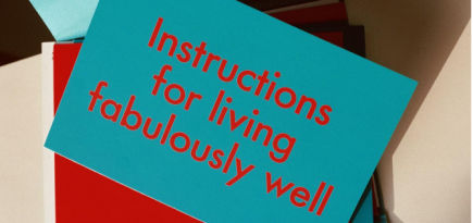 The Gentlewoman выпустил набор открыток