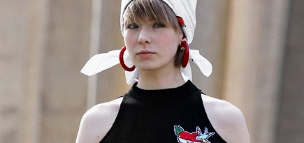 Вика Газинская стала финалисткой конкурса LVMH