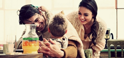 Официальный трейлер к фильму \"Деготь\"