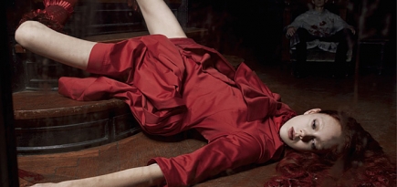 \"Ужасная\" съемка Стивена Майзела для Vogue Italia