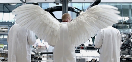 Лучшие автомобильные ролики января