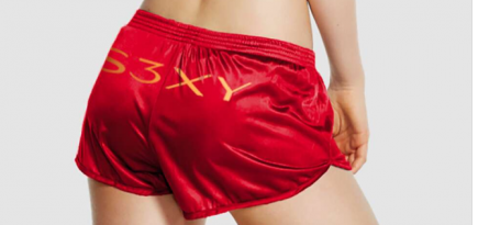 Илон Маск выпустил женские шорты Tesla