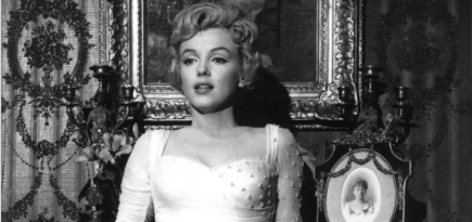 Платок Мэрилин Монро спас парижский театр от банкротства