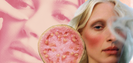 Guava Girl: тренд на макияж цвета тропического фрукта — носим как Селена Гомес, Эль Фаннинг и Фиби Дайневор