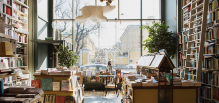 От «Фаланстера» до «Буревестника»: 15 независимых книжных Москвы, Петербурга — и не только
