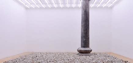 \"Ай Вэйвэй\": первая персональная выставка художника в Китае