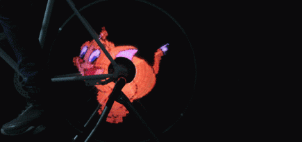 Крути колеса — показывай мультфильм: новый девайс для велосипедов