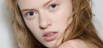 Красота в деталях: образ с показа Christian Dior