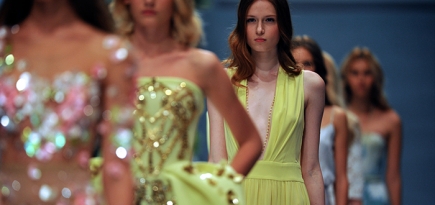 Обзор Buro 24/7: Valentin Yudashkin, весна-лето 2015