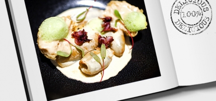 Блюдо недели: фаршированные кальмары с луковым пирогом от Анатолия Казакова