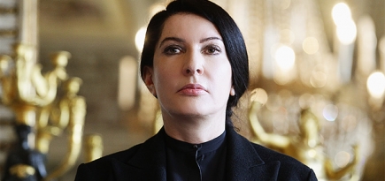 Марина Абрамович работает над автобиографией