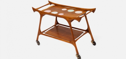 На Трехгорной мануфактуре пройдет выставка «Mid-Сentury: дизайнерская мебель и абстрактная живопись»