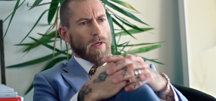 Видео дня: Джастин О'Ши учит делать селфи