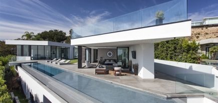 Пройти сквозь стену: новый дом Кельвина Кляйна за 25 миллионов долларов