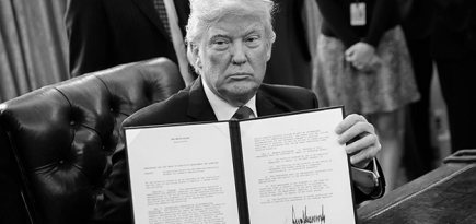 Нобелевские лауреаты подписали петицию против указа Трампа об иммигрантах