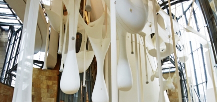 Скульптуры Эрнесто Нето в испанском Гуггенхайме