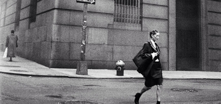 DKNY остался без PR Girl