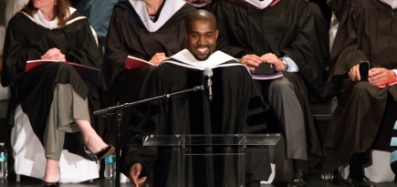 Канье Уэсту присвоили докторскую степень