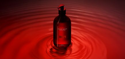 А–Клуб запускает свой первый аромат Scent of Red