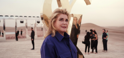 Saint Laurent проведет кинопоказ в честь Катрин Денев в Венеции