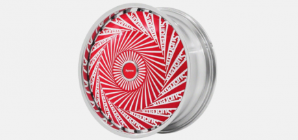 Supreme выпустил колеса для автомобилей