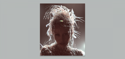 Майли Сайрус выпустила новый альбом под названием «Something Beautiful»