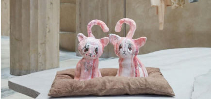 Керамика художницы Аполлинарии Брошь теперь продается в магазинах Acne Studios