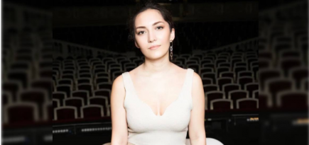 Основательница телеграм-канала MUR Мадонна Мур запустила ютьюб-канал