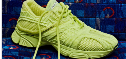 Balenciaga выпустил новую модель кроссовок Phantom