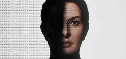 Марина Абрамович запускает новый NFT-проект «Легенда»