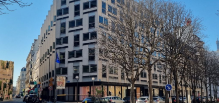 Chanel приобрел здание на авеню Монтень