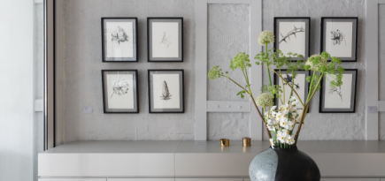 MYTH Gallery и бюро «МОХ» представили групповую выставку