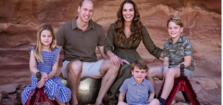 Принц Уильям и Кейт Миддлтон поделились традиционной праздничной открыткой