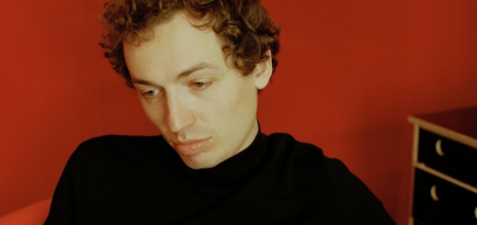 ZOLOTO выпустил новый альбом «Перевоплотиться»