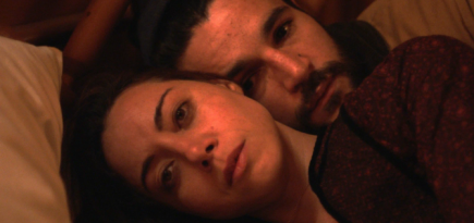 Kion выпустил ленту «Черный медведь» с Обри Плазой и Кристофером Эбботтом