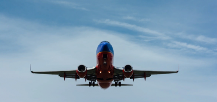 Скандинавские авиакомпании отменили ношение масок на региональных рейсах