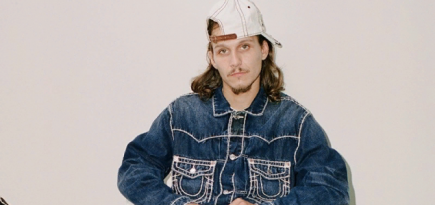 Supreme выпустил осеннюю коллекцию вместе с True Religion