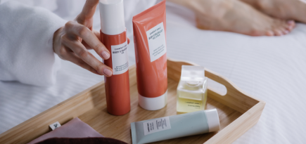 Салон красоты YOUNIQUE открыл онлайн-магазин уходовой косметики