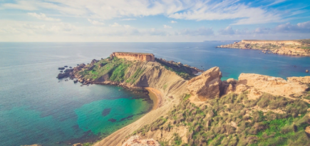 Власти Мальты будут платить 200 евро туристам