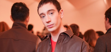 Новым амбассадором Loewe стал канадский актер Теодор Пеллерен