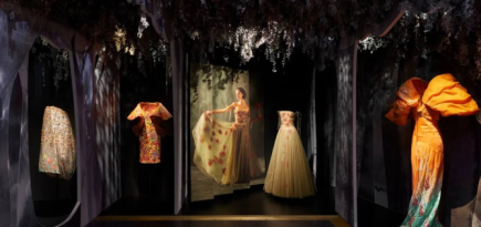 Мария Грация Кьюри открывает выставку о женщинах-художницах со всего мира