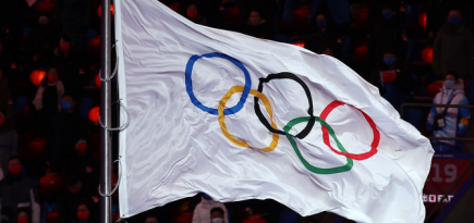 МОК призвал спортивные федерации отменить соревнования в России и Беларуси