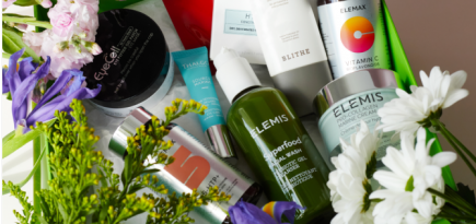 Элен Манасир выпустила новый бьюти-бокс