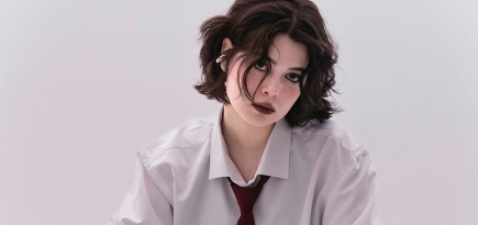 Певица «Наша Таня» выпустила новый трек «Сестры»