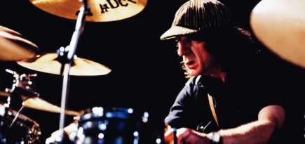 Умер барабанщик AC/DC Колин Берджесс