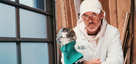 Tiffany & Co. объявил о новом сотрудничестве с художником Дэниелом Аршамом