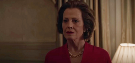 Сигурни Уивер в трейлере «Тихого садовника» Пола Шрейдера