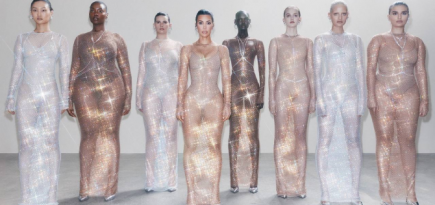 Бренд Ким Кардашьян Skims и Swarovski представили коллаборацию
