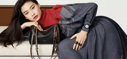 Эмма Стоун и Чон Хо-ён стали лицами рекламной кампании сумки Louis Vuitton Express