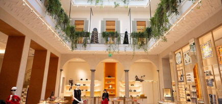 Louis Vuitton открывает после реставрации флагманский бутик в Милане